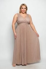 LD-T {Strolling The Red Carpet} Gold Metallic Maxi EXTENDED PLUS SIZE 2X 3X 4X 5X