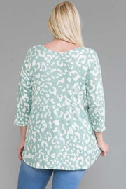 63 PQ-A {You Remind Me Of Something} SALE!! Sage Leopard Top EXTENDED PLUS SIZE 4X 5X 6X